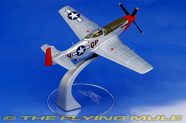 Corgi US32227 - P-51 Mustang Diecast Model, 