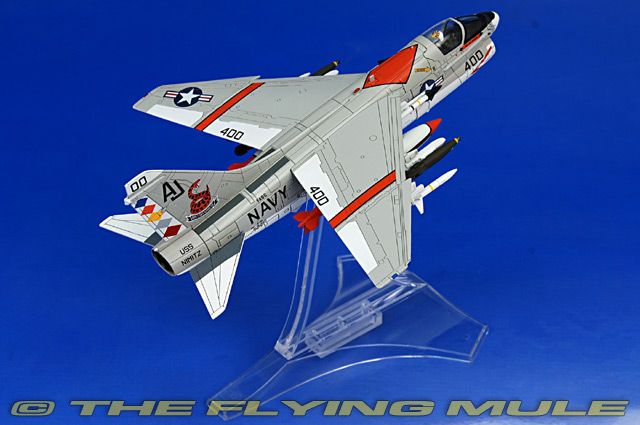 Century Wings 589308 - A-7 Corsair II Diecast Model, USN VA-86