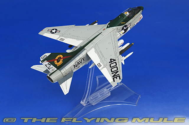 Century Wings 589315 - A-7 Corsair II Diecast Model, USN VA-25