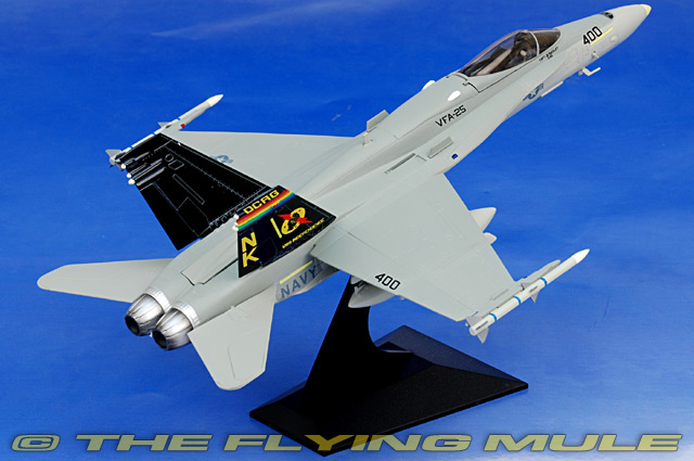 Dragon Models 50034 - F/A-18 Hornet Diecast Model, USN VFA-25 Fist