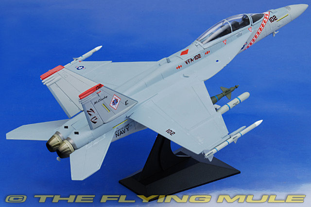 Dragon Models 50082 - F/A-18 Hornet Diecast Model, USN VFA-102