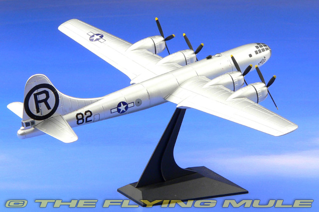Dragon Models 51001 - B-29 Superfortress Display Model, USAAF