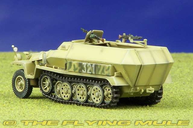 Dragon Models 60230 - Sd.Kfz.251 Schutzenpanzerwagen Display Model, 4th ...