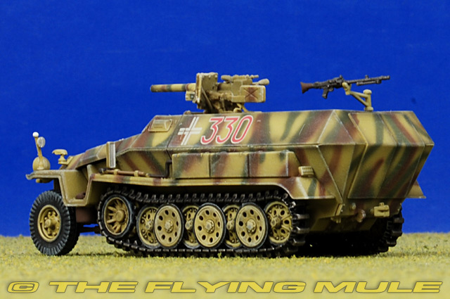 Dragon Models 60338 - Sd.Kfz.251 Schutzenpanzerwagen Display Model