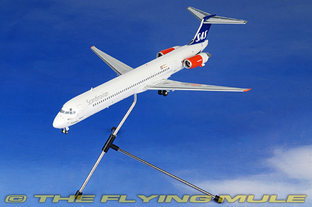 MD-82 1:200 Diecast Model - GeminiJets GJ-G2SAS390 - GeminiJets 