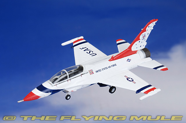 Hogan Wings 6092 - F-16 Fighting Falcon Diecast Model, USAF 